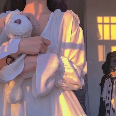 辣个女生